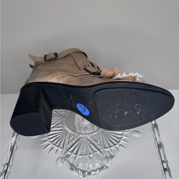 FREE PEOPLE Women's Giddy-Up  Leather Ankle Boots‎ Size 7.5M - Picture 11 of 14